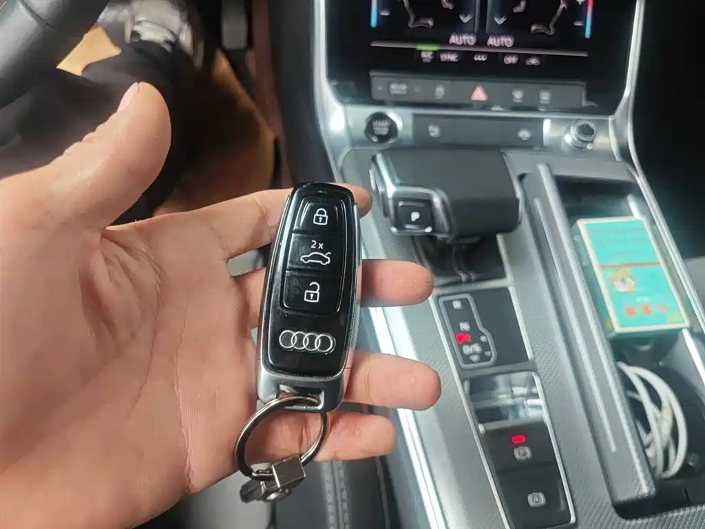 Audi A6L 2021 45 TFSI Exclusive Sport фото 12