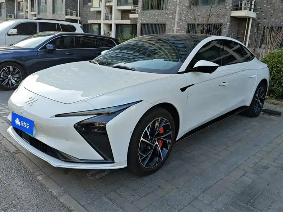 ZHIJI AUTOMOBILE ZHIJI L7