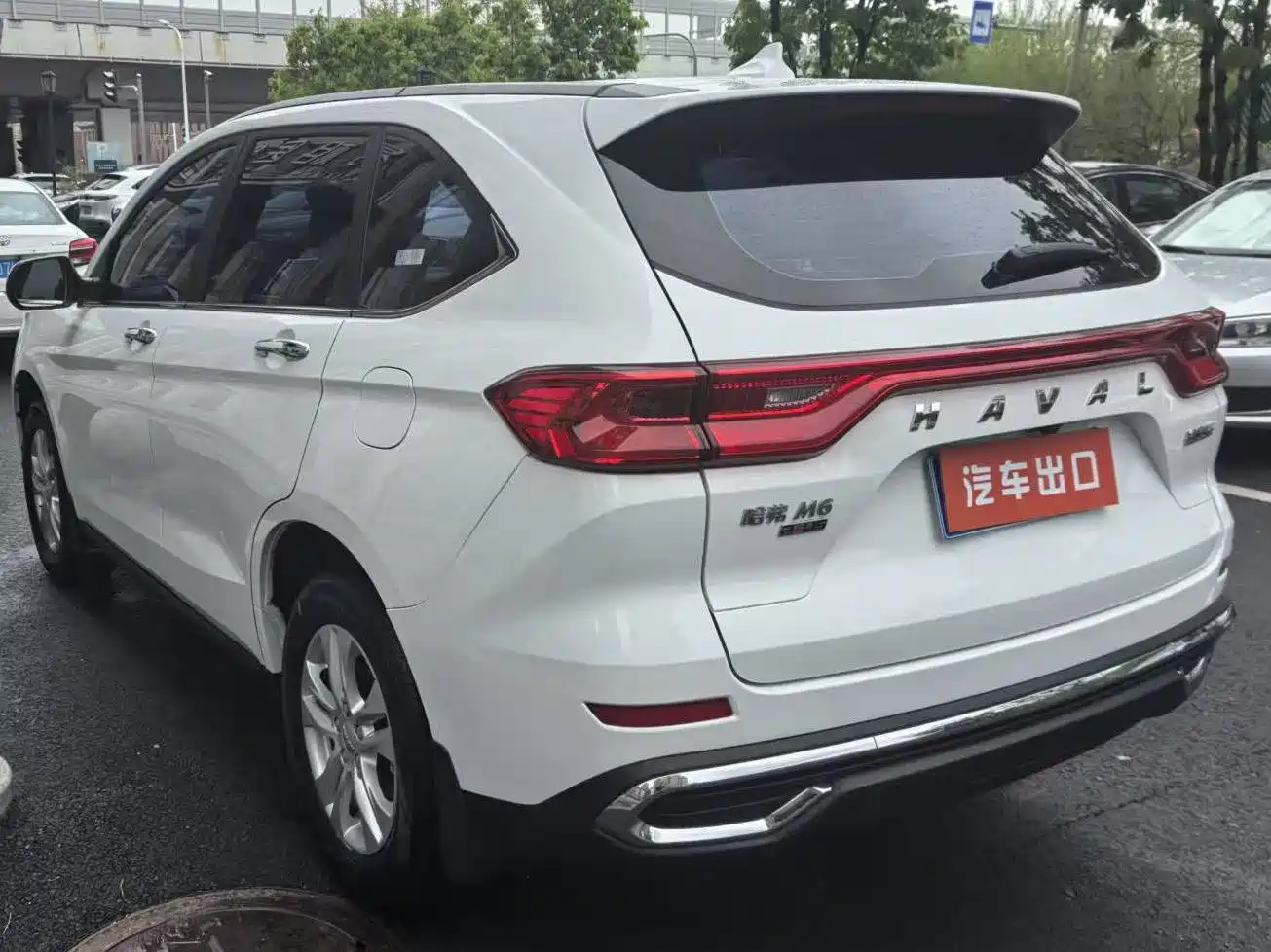 Haval M6 2023 PLUS 1.5T DCT Elite Smart Connect фото 7