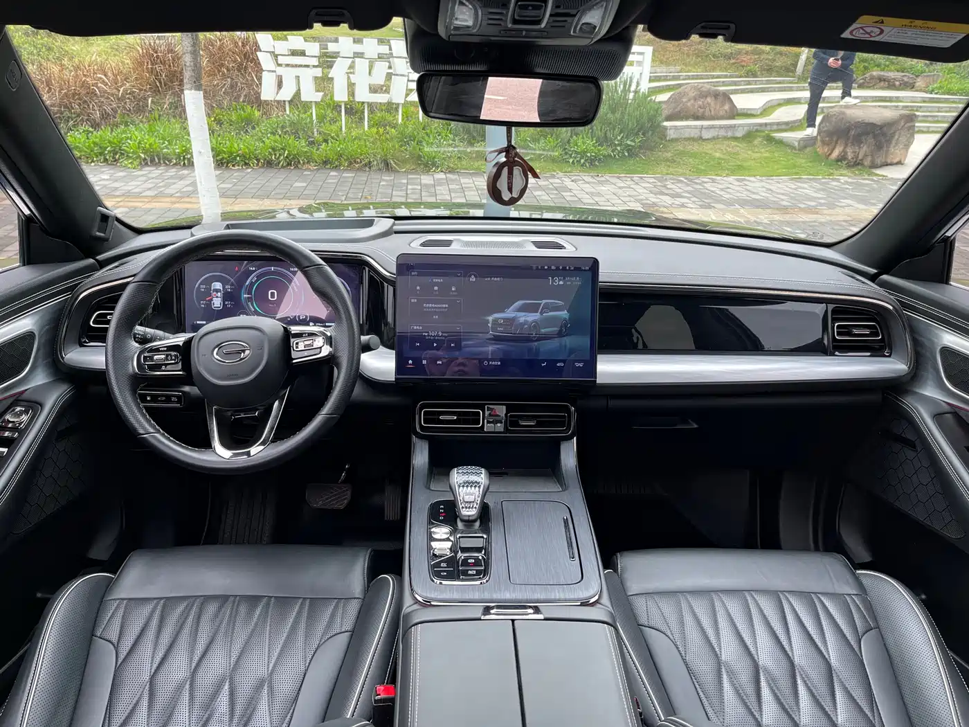 GAC Trumpchi Trumpchi GS8 2022 Dual Engine Series 2.0TM 2WD Premium Edition (7-Seater) фото 18