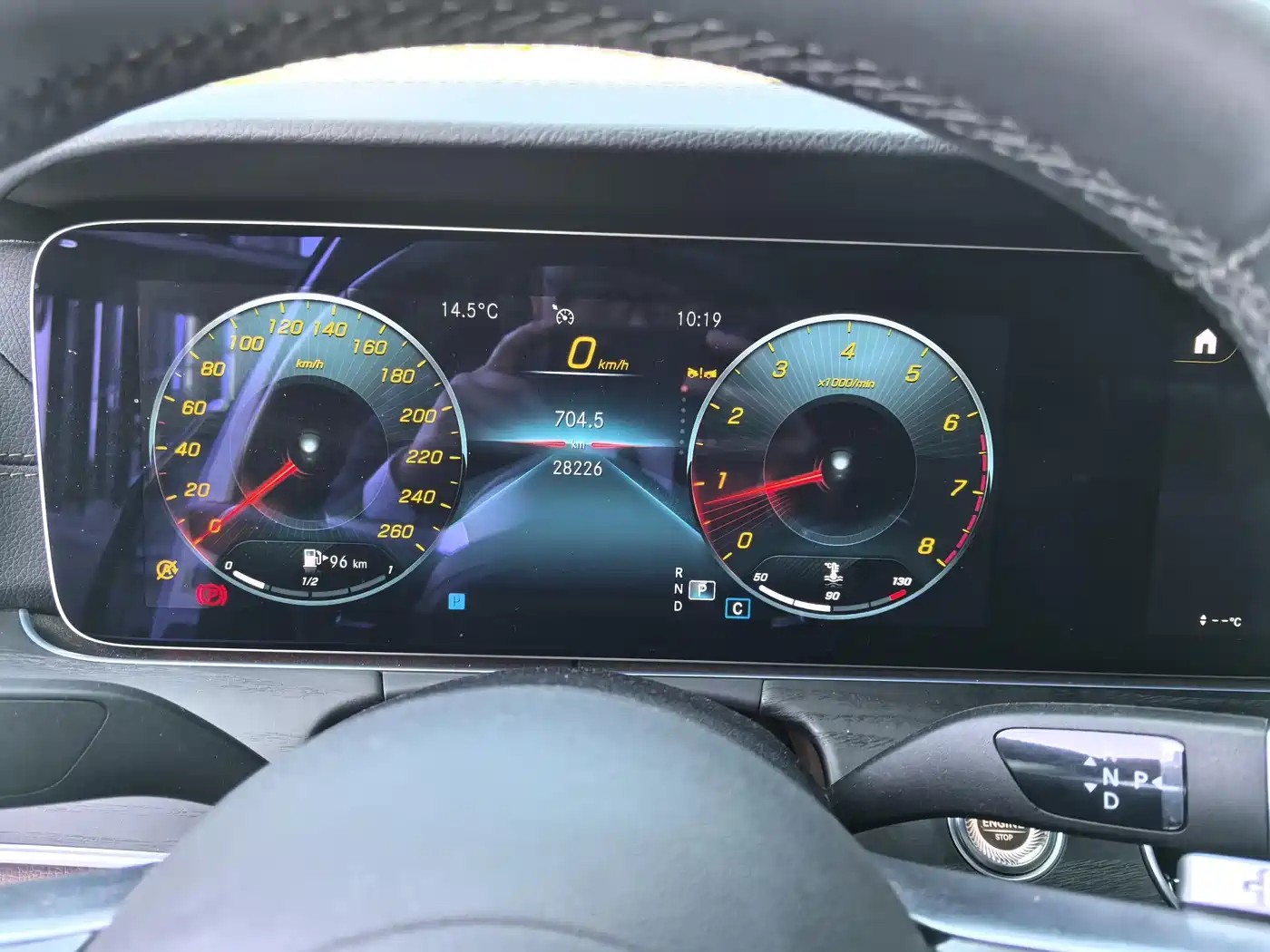 MERCEDES-BENZ E CLASS