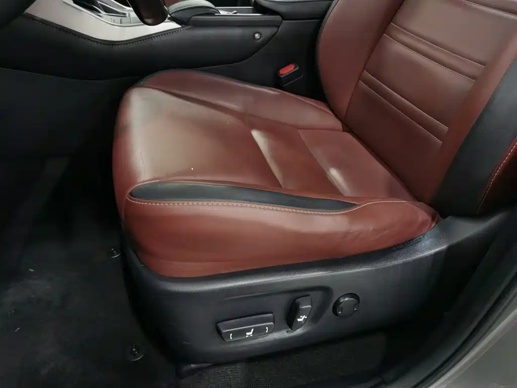 Lexus NX 2015 300h AWD F SPORT фото 20