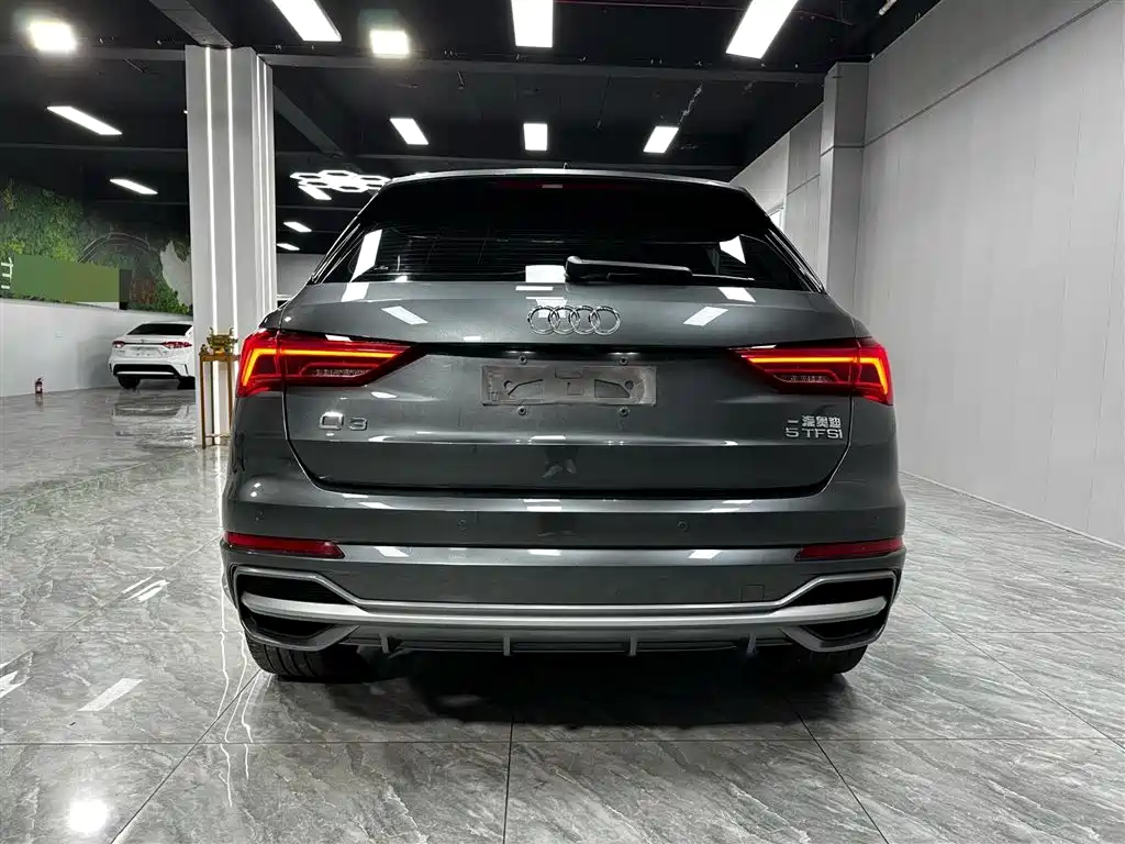 Audi Q3 2022 35 TFSI Fashion Dynamic фото 5