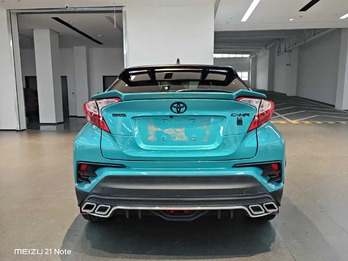 Toyota C-HR 2018 2.0L Leading Edition China VI фото 6