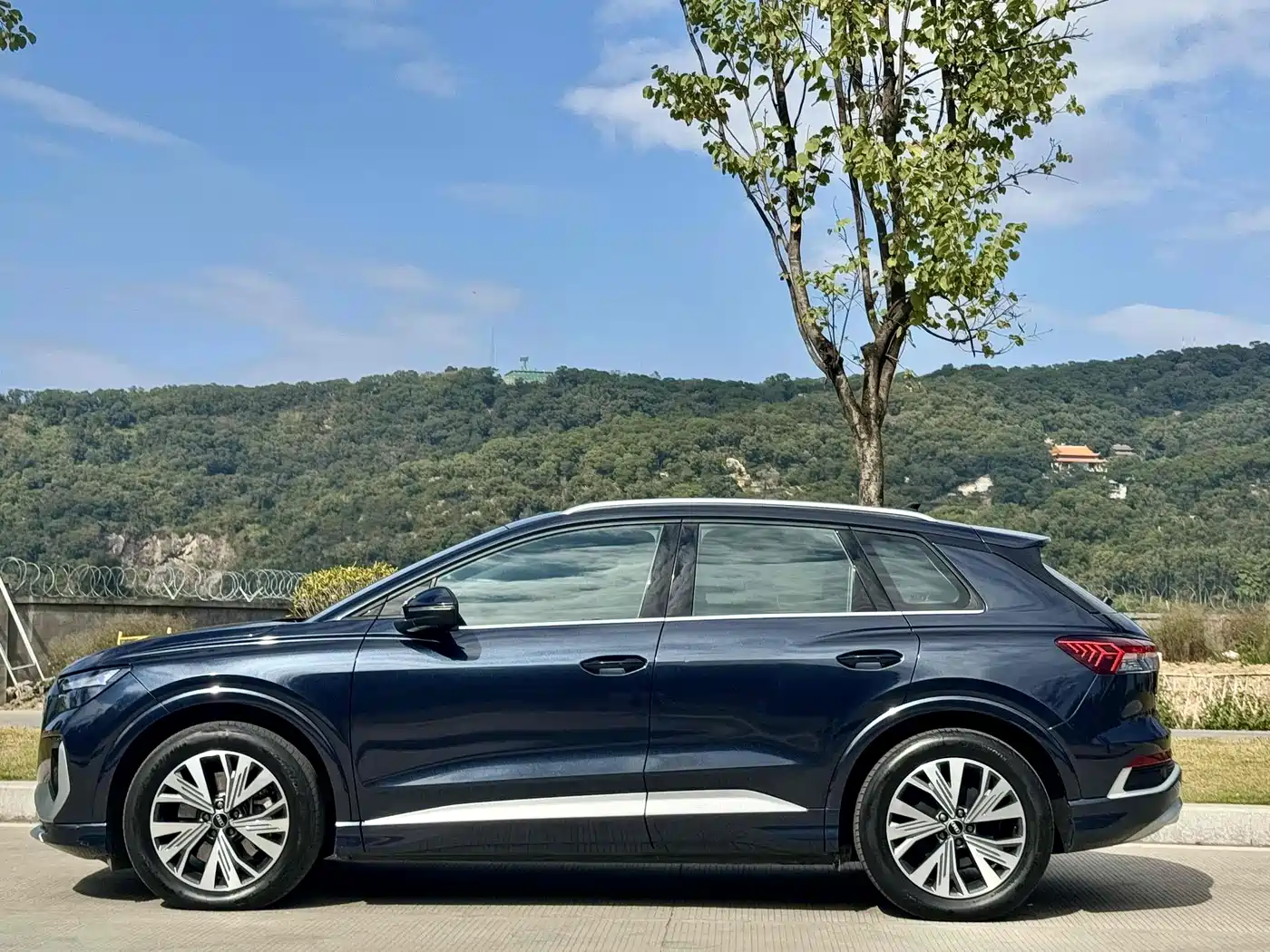 Audi Q4 e-tron 2022 40 e-tron Creation Edition фото 4