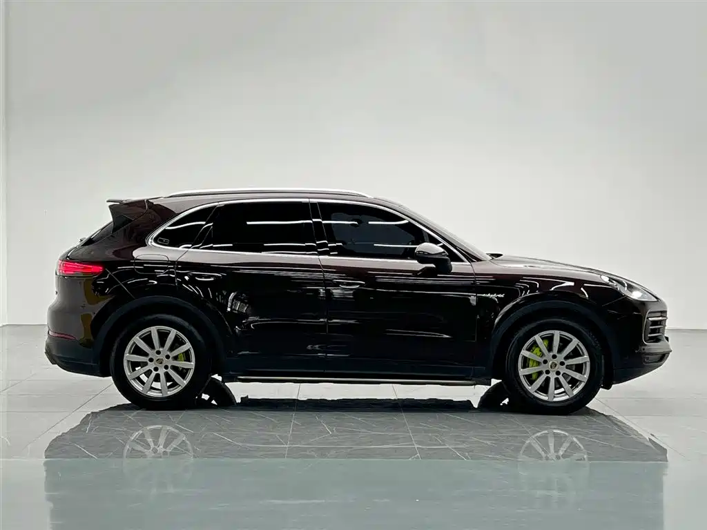Porsche Cayenne New Energy 2020 Cayenne E-Hybrid 2.0T фото 7