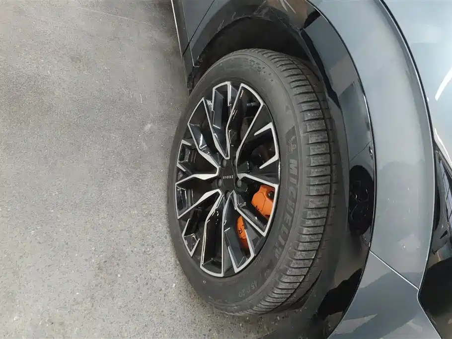 ZEEKR EXTREME KRYPTON 7X