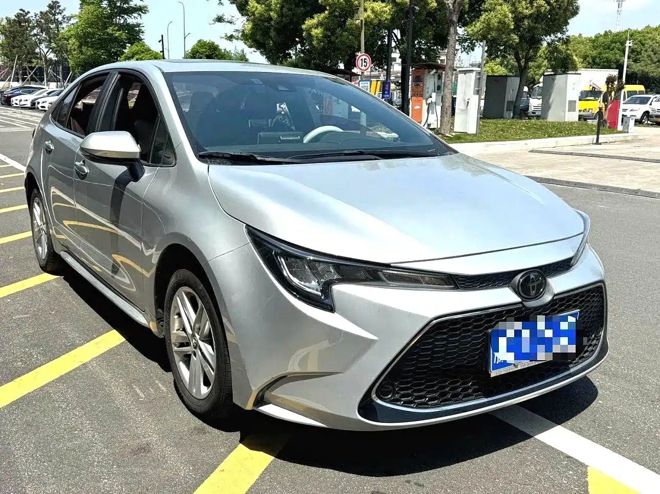 Toyota Levin 2021 185T CVT Luxury Edition фото 2