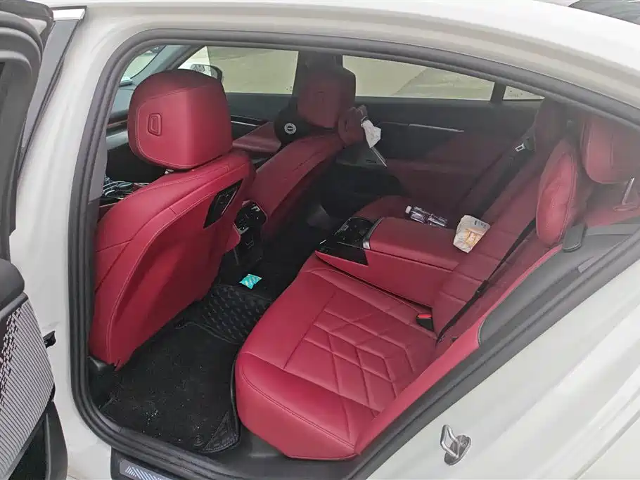 BMW 5 Series 2024 525Li M Sport Package фото 11