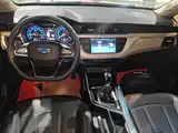 Фото 10 - Geely Vision X3