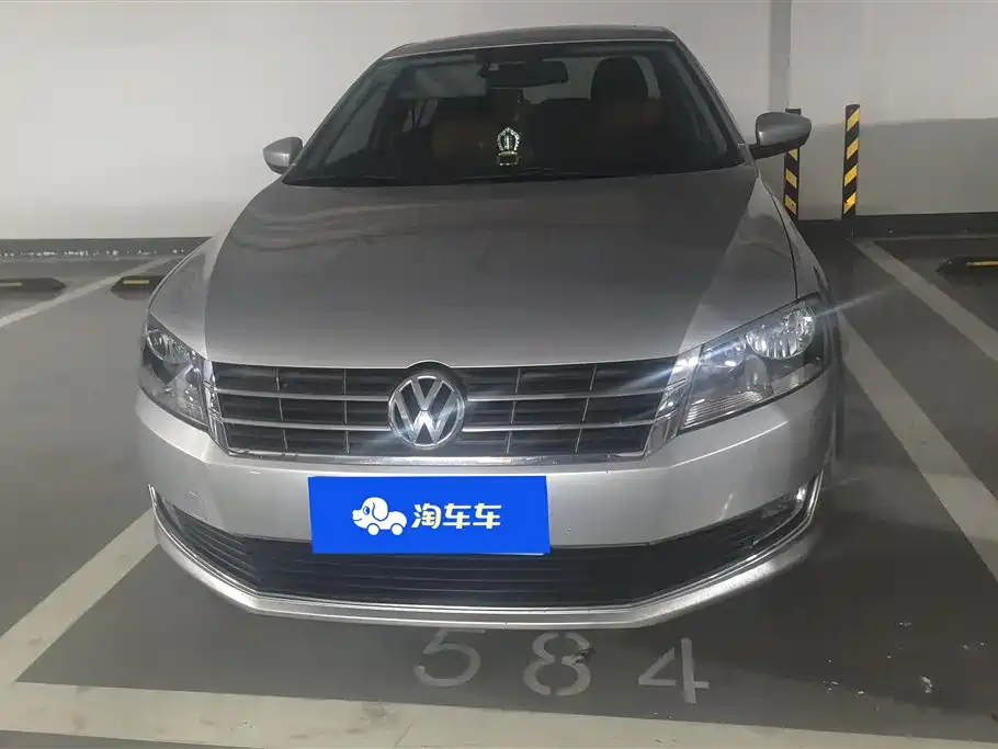 Volkswagen Lavida 2013 1.4TSI DSG Comfort Edition фото 2