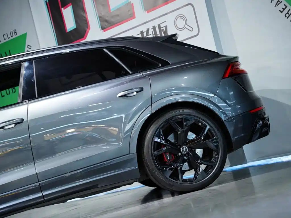 Photo 57 - Audi RS Q8