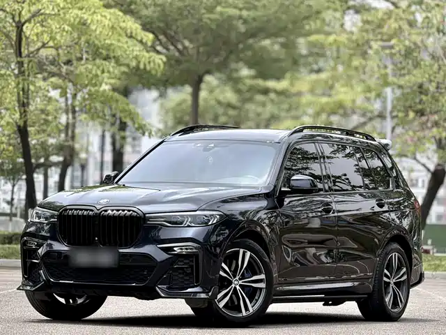 BMW X7 xDrive40i, Престиж, M Спорт-пакет