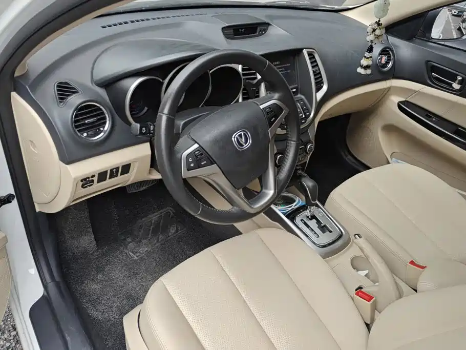 Changan Eado 2015 2015 1.6L Automatic Luxury