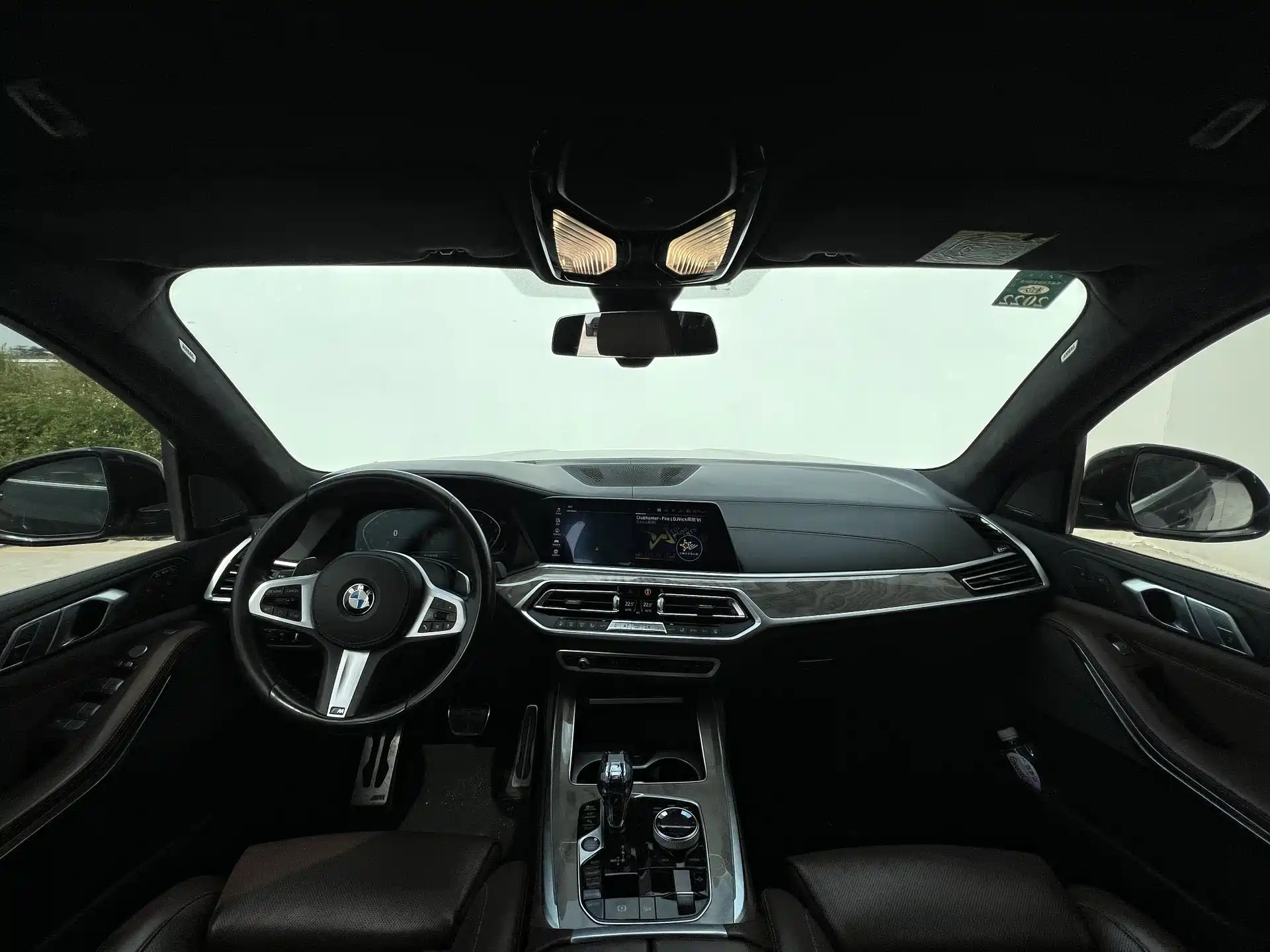 Photo 4 - BMW X7