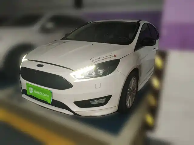  Ford Focus 2018 Hatchback Classic EcoBoost 180 Automatic Sport