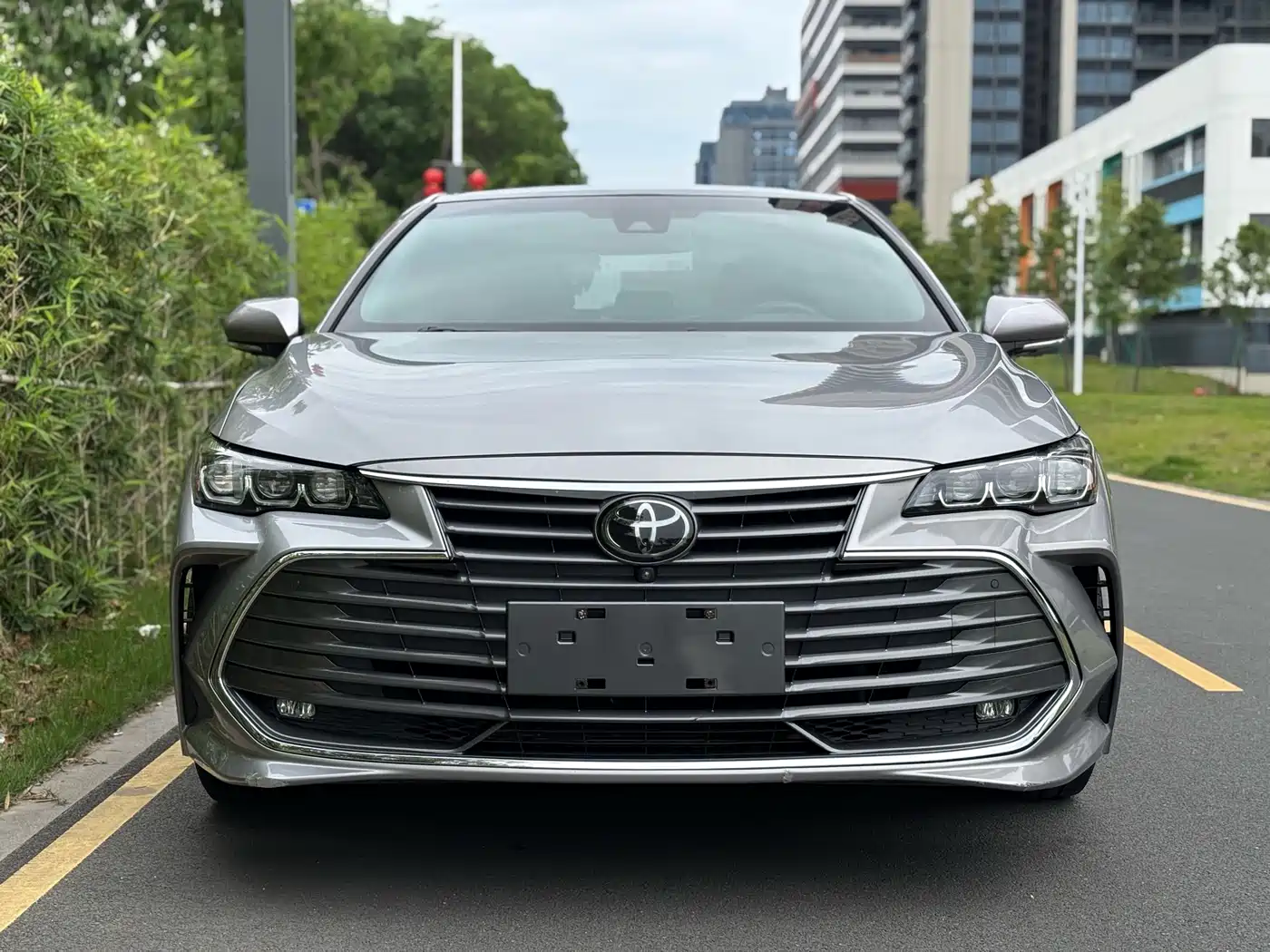 Toyota Avalon 2019 2.0L XLE Prestige Edition (China VI) фото 2