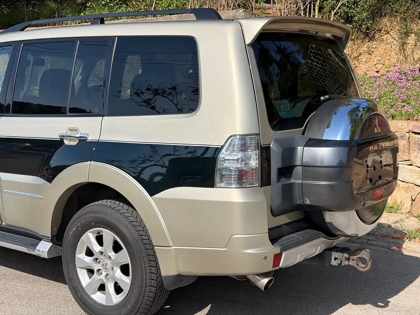 Mitsubishi Pajero (Import) 2016 3.0L Automatic Luxury (China V) фото 10