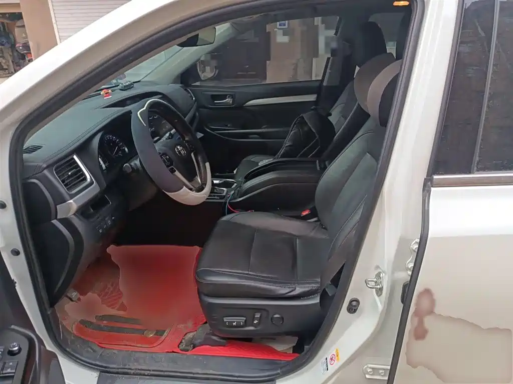 Toyota Highlander 2018 2.0T 4WD Premium 7-seater China VI фото 8