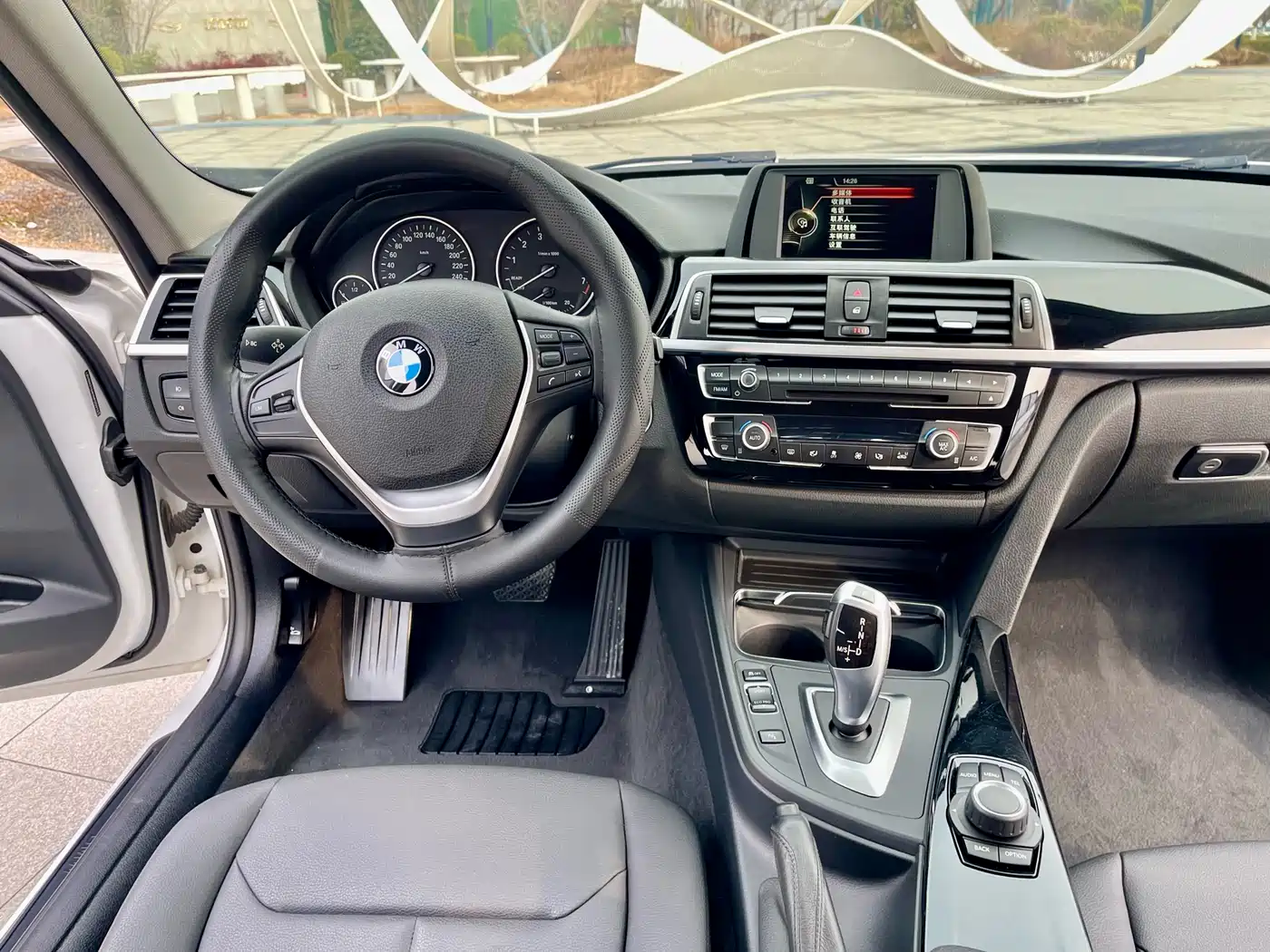 BMW 3 Series 2017 320Li Fashion фото 11