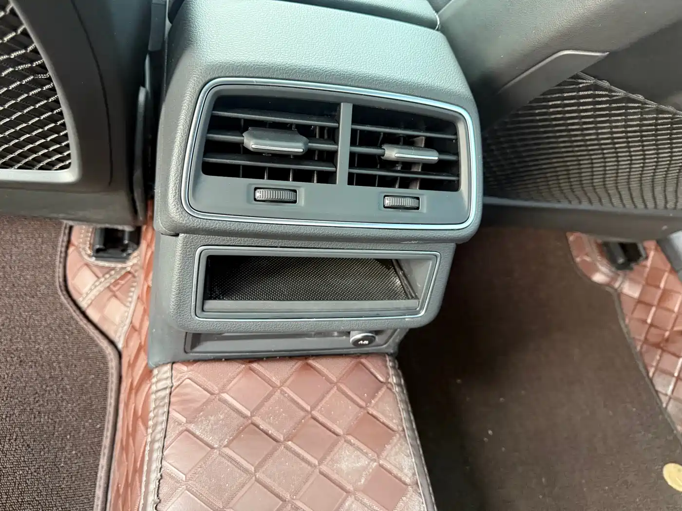 Audi A6L 2023 40 TFSI Luxury Dynamic фото 34