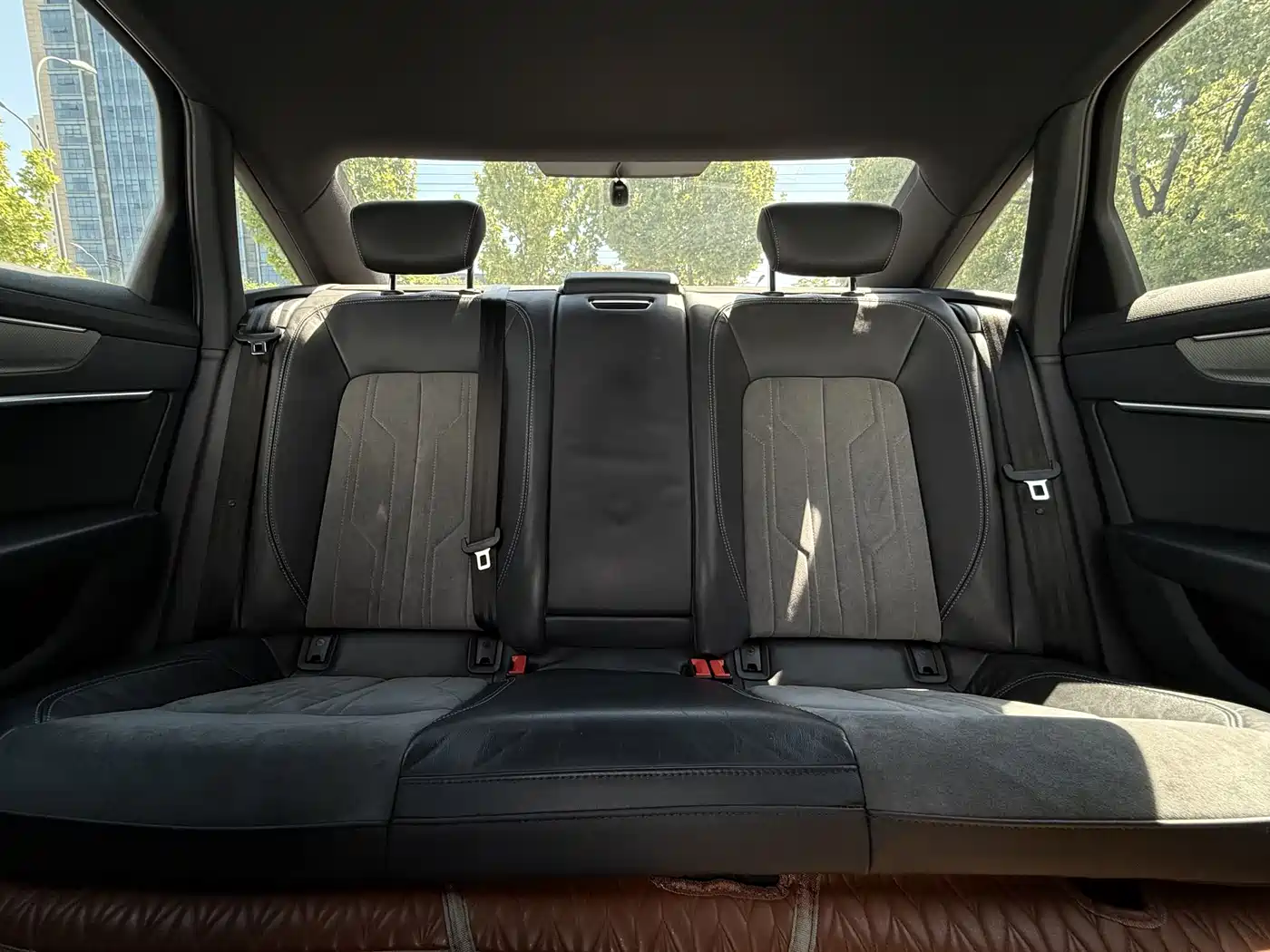 Audi A6L 2021 40 TFSI Luxury Sport фото 14