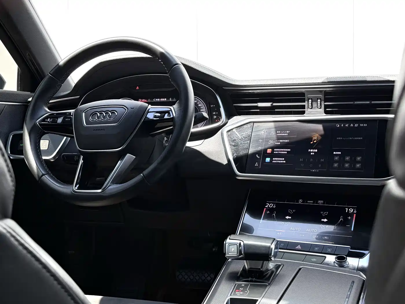 Audi A6L 2021 40 TFSI Luxury Sport фото 4