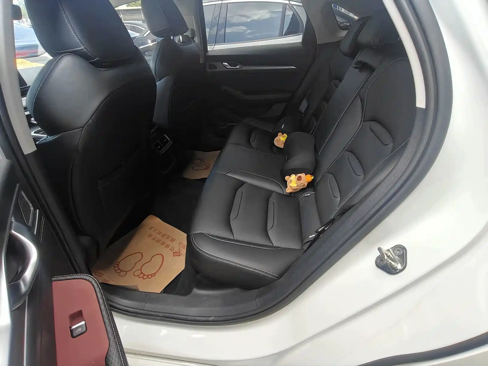 Фото 9 - Geely Preface