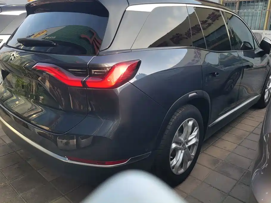 NIO ES8 2021 2020 415KM 6-Seater