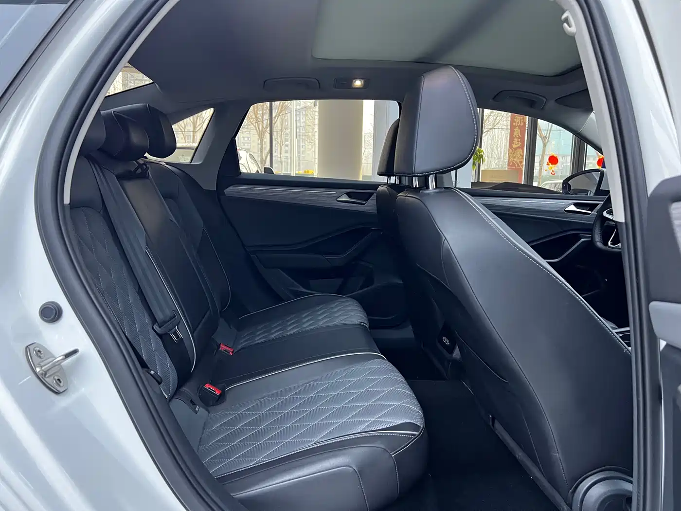 Volkswagen Sagitar 2024 300TSI DSG Surpass Edition фото 22