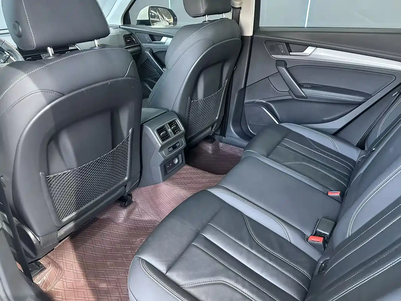 Audi Q5L 2021 40 TFSI Fashion Dynamic фото 10