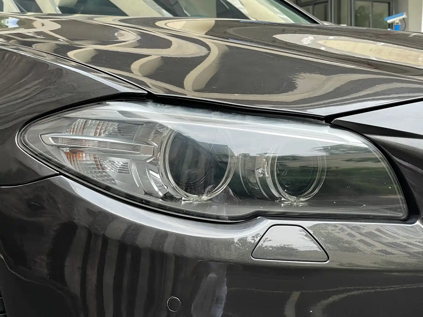 BMW 5 Series 2014 525Li Luxury Design Package фото 8