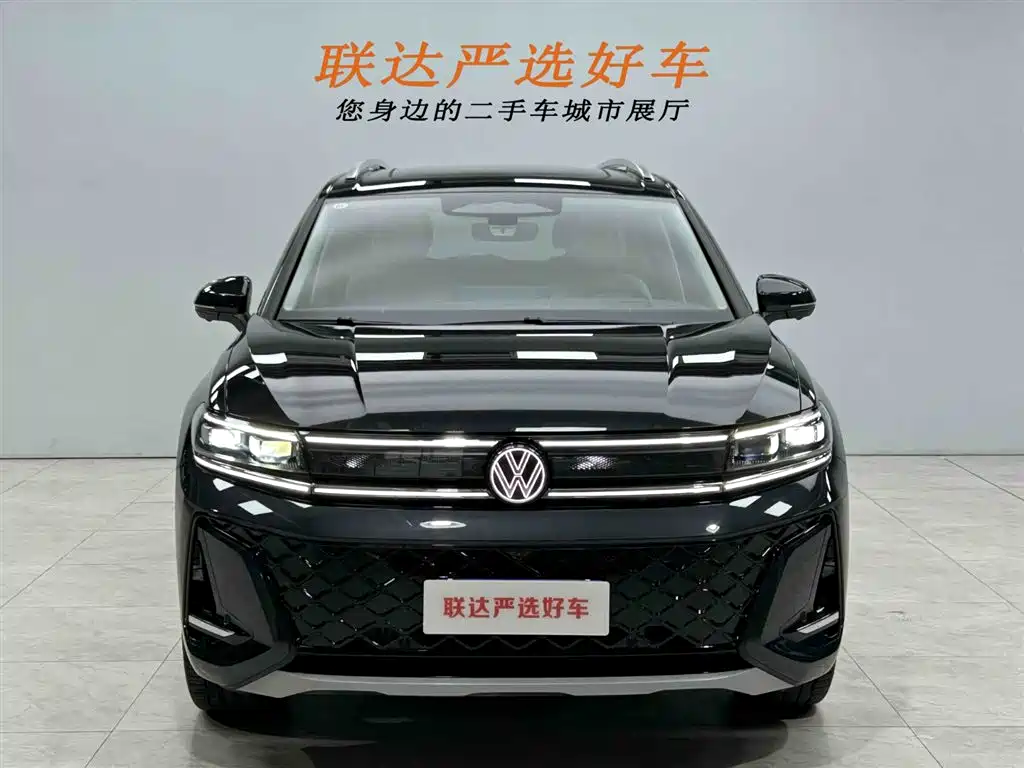 Volkswagen Talagon 2025 450TSI R-Line 6-Seater фото 24