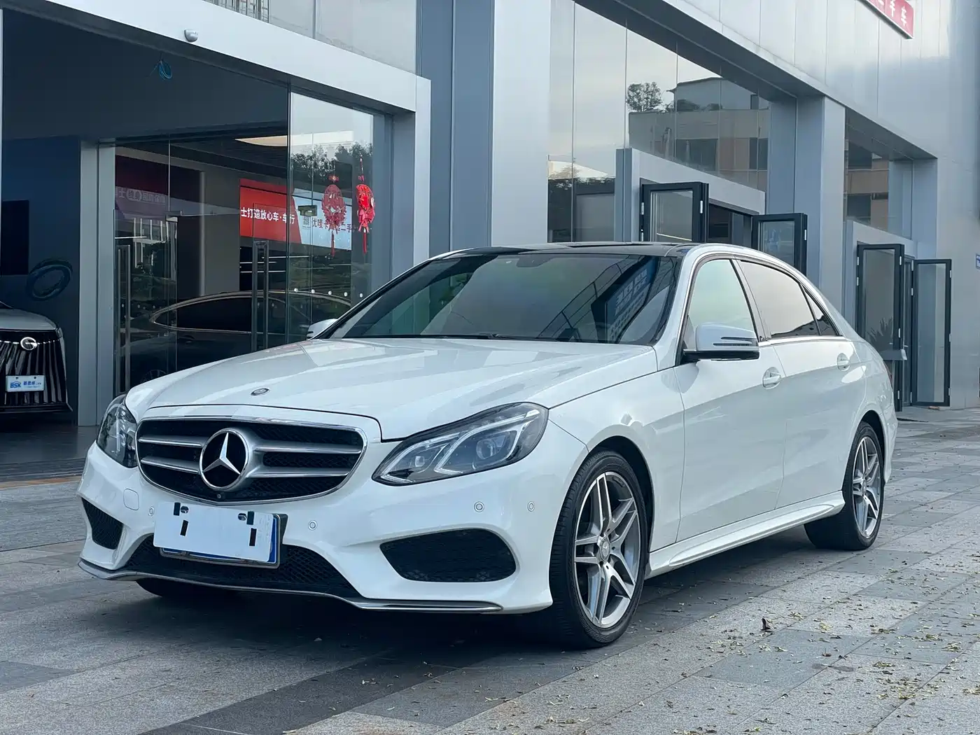 Mercedes-Benz E-Class 2015 E 260 L Sport фото 17