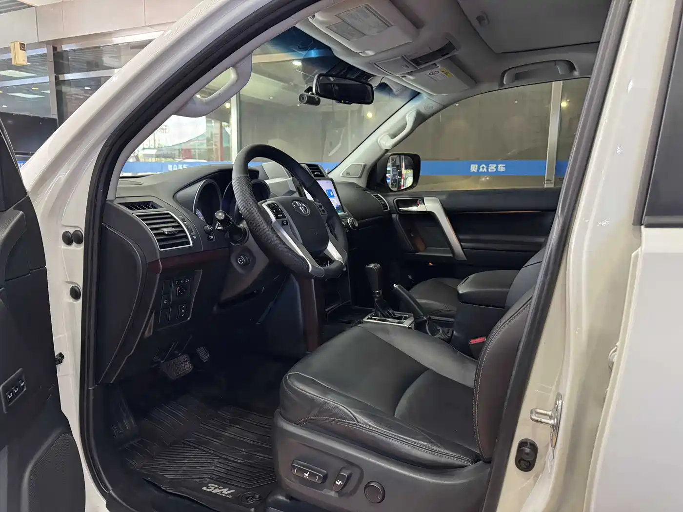 Toyota Prado 2016 3.5L Auto VX NAVI фото 5