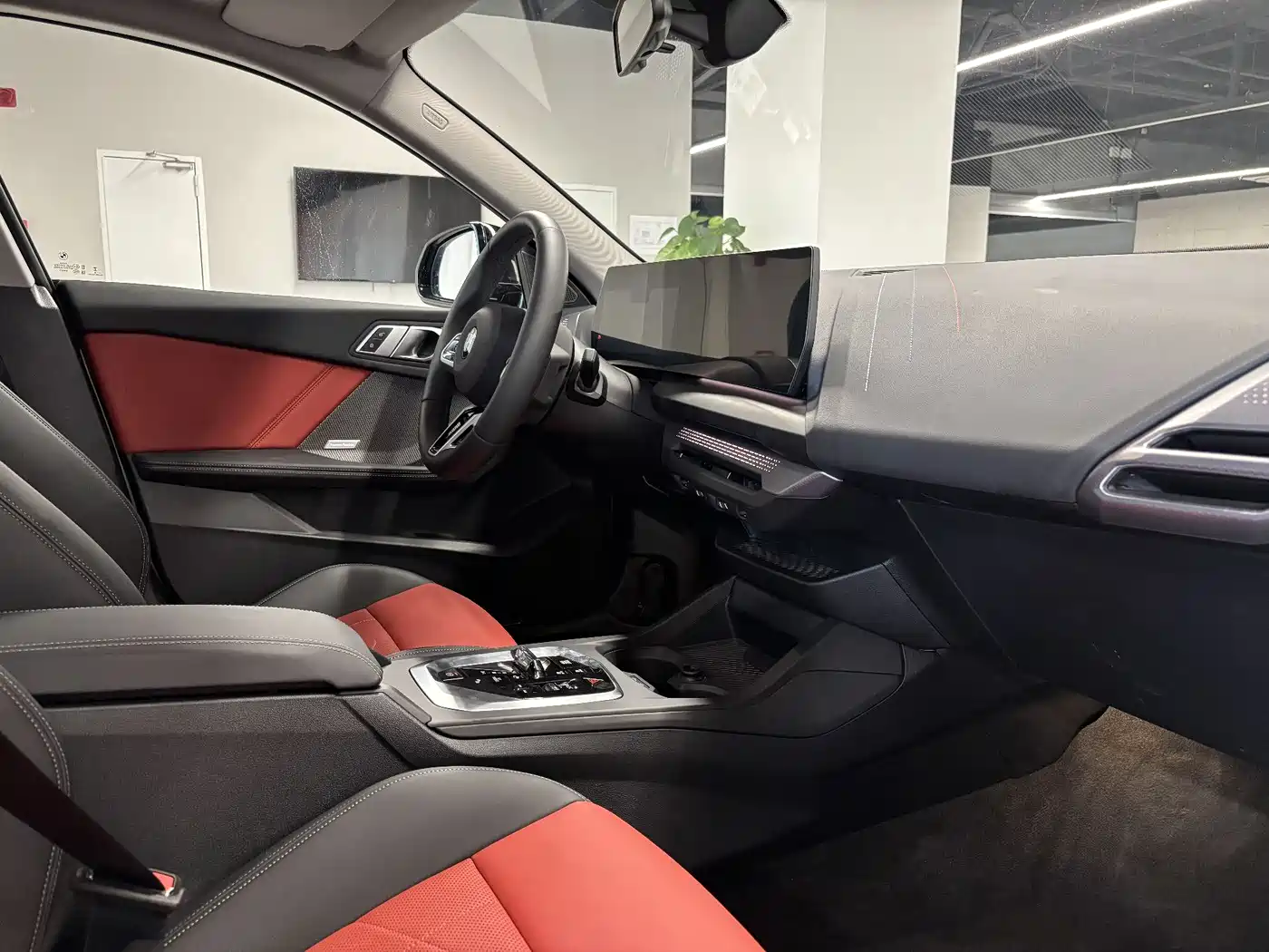 BMW 2 Series 2025 225L M Sport Moonlight Package фото 12