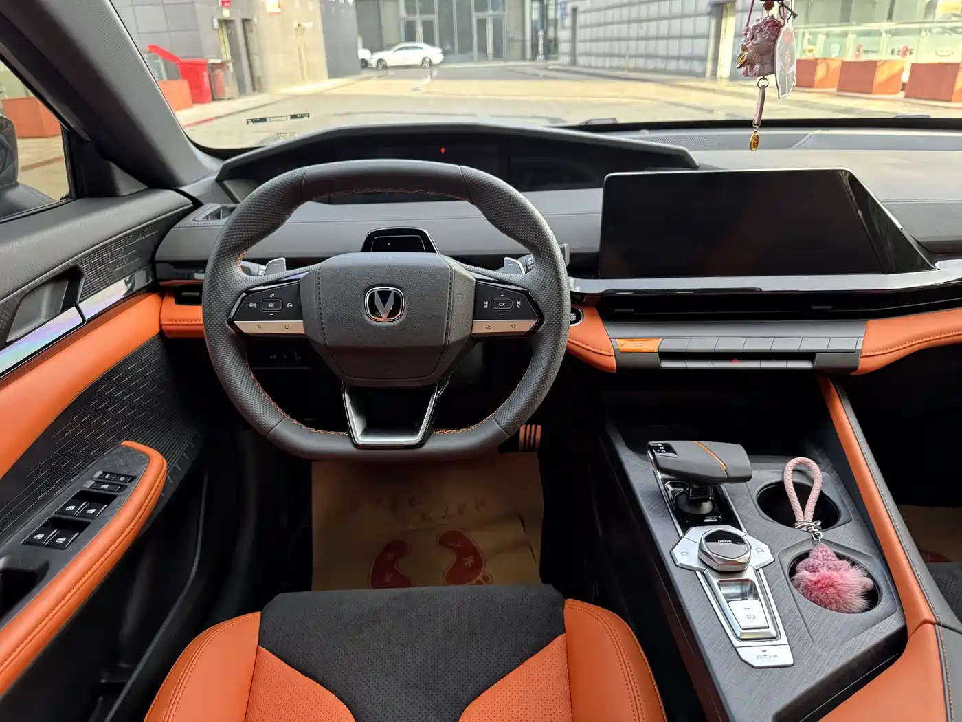 CHANGAN UNI-V