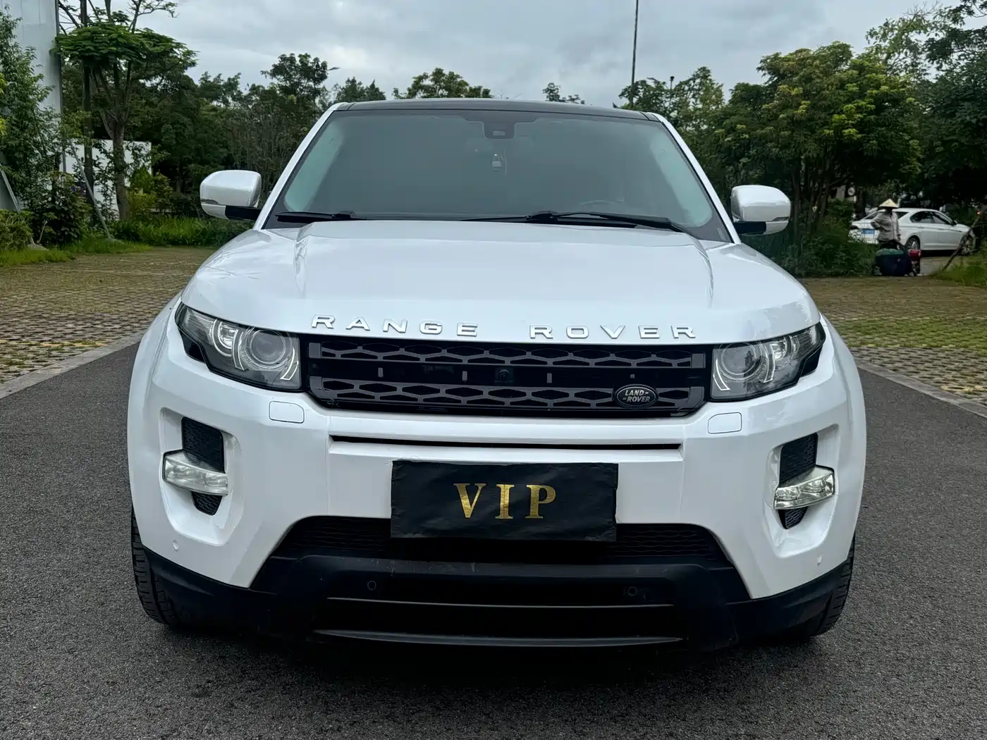 Land Rover Range Rover Evoque (Import) 2014 2014 2.0T 5-door Brilliance Sport