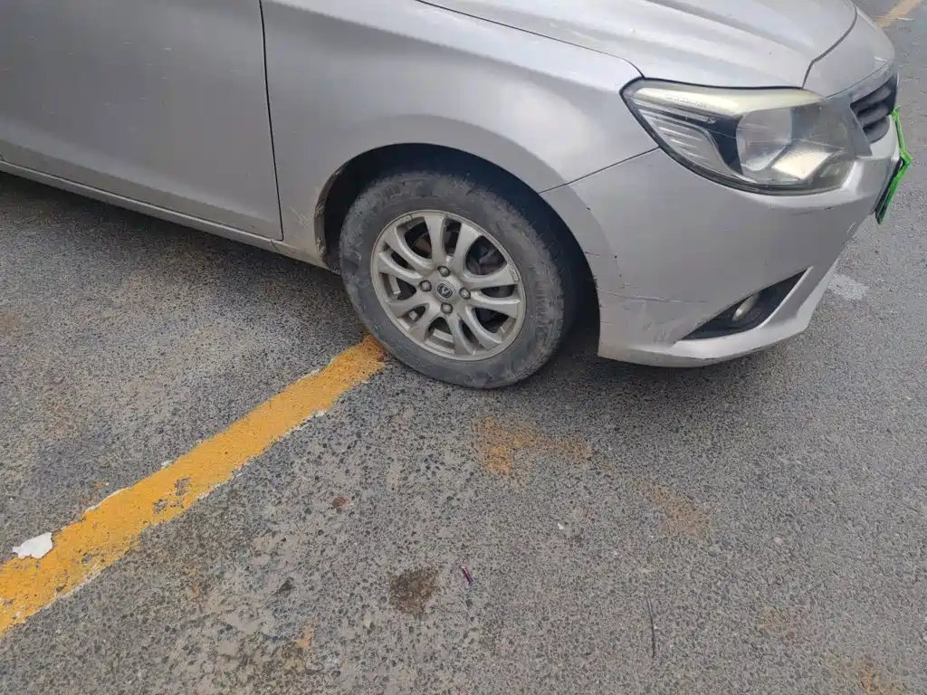 Changan Yuexiang V3 2016 2015 1.4L Manual Happiness Model China IV