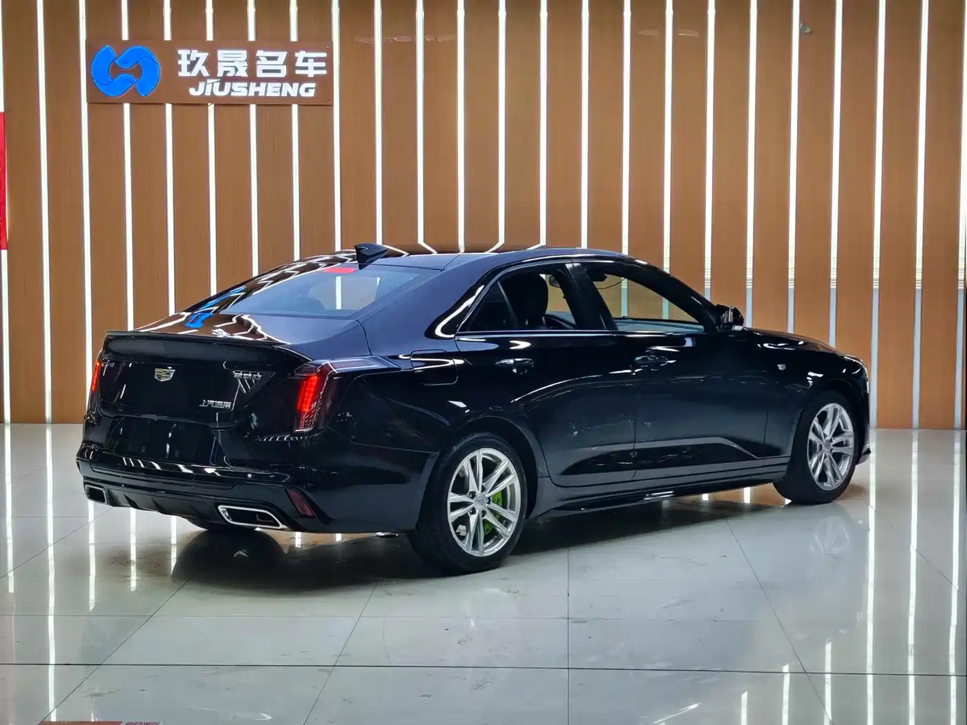 Cadillac CT4 2022 28T Fashion Style фото 17