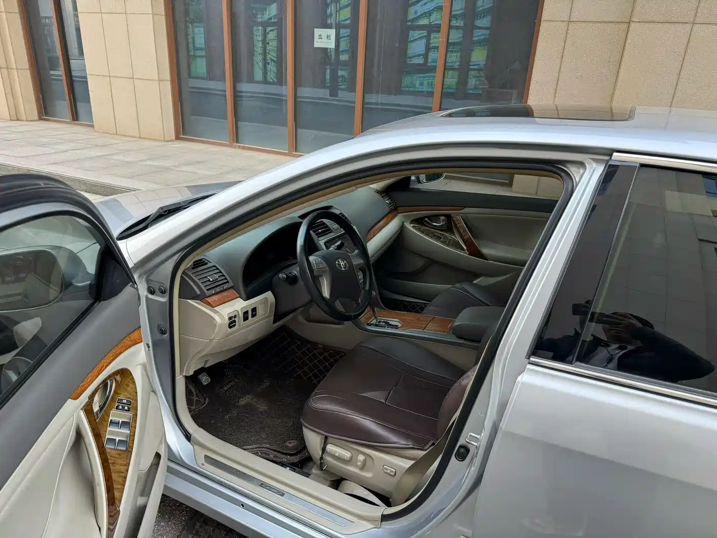 Toyota Camry 2011 200G Classic Anniversary Edition фото 6