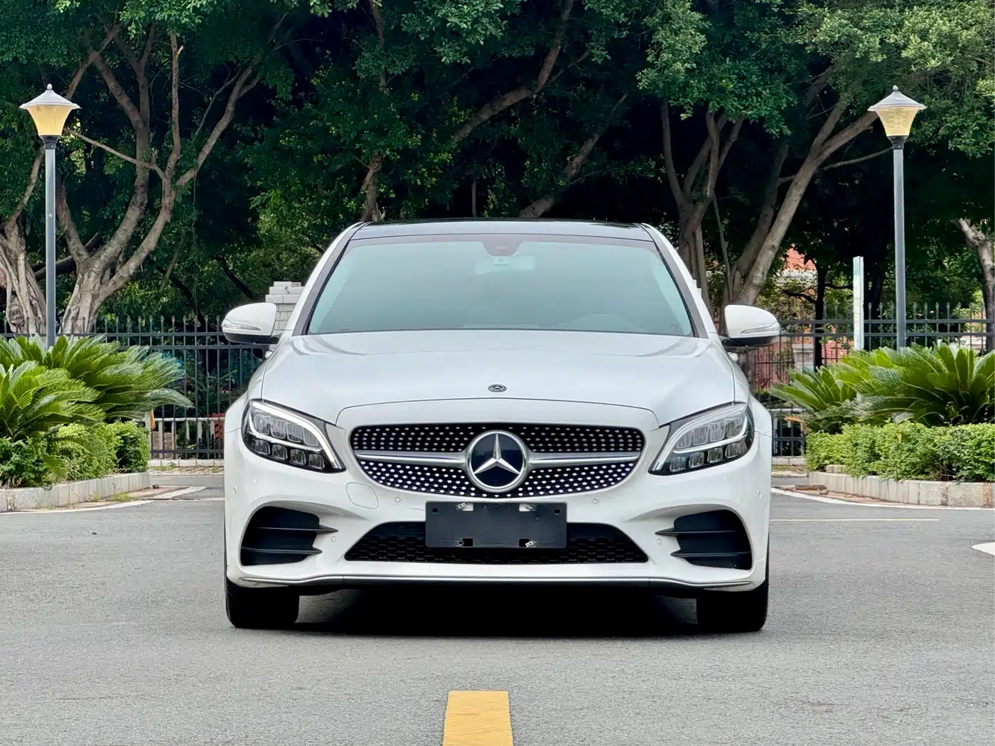 Mercedes-Benz C-Class 2019 Facelift C 260 L Sport фото 2