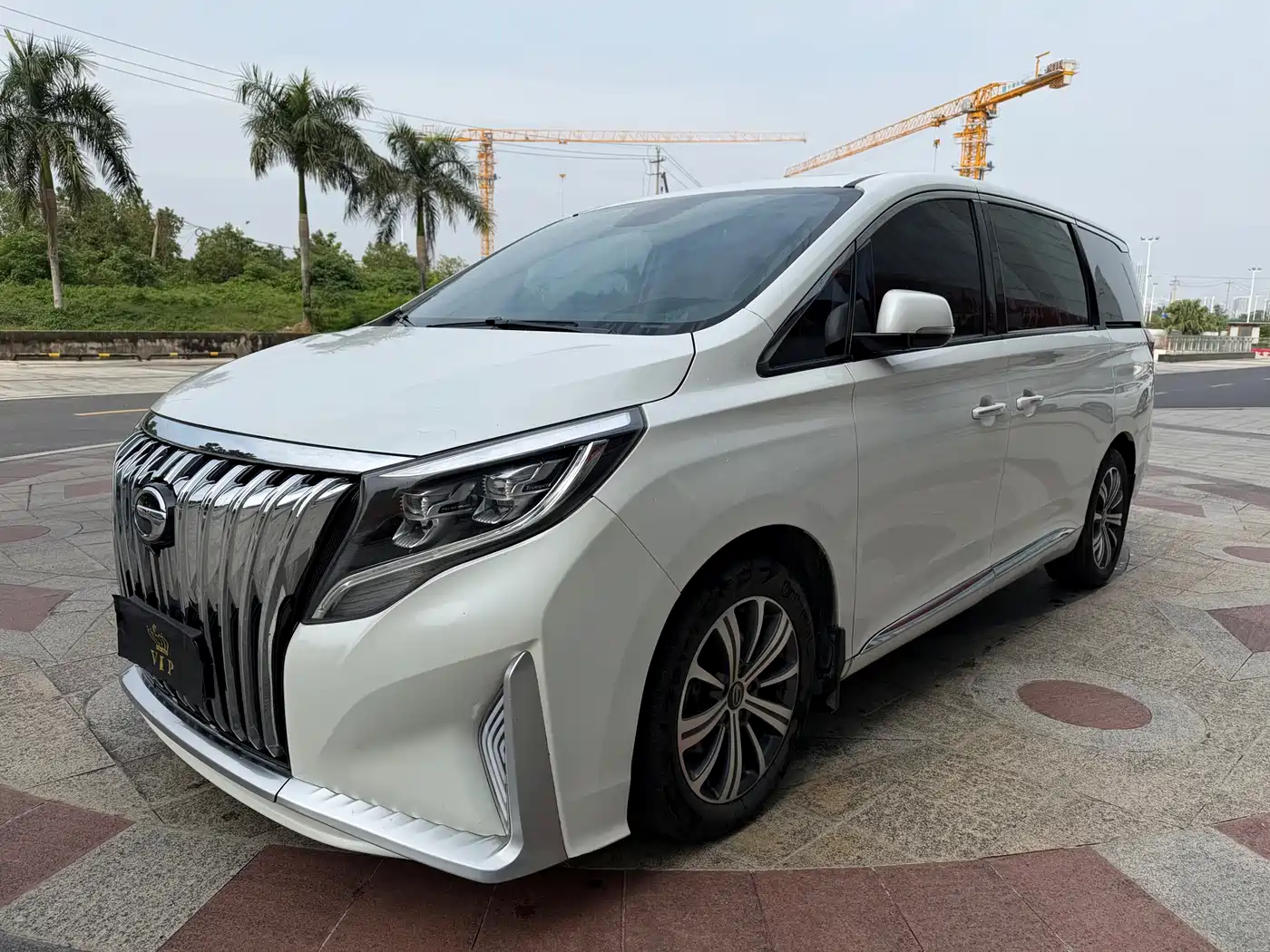 GAC Trumpchi Trumpchi M8 2020 390T Prestige фото 3