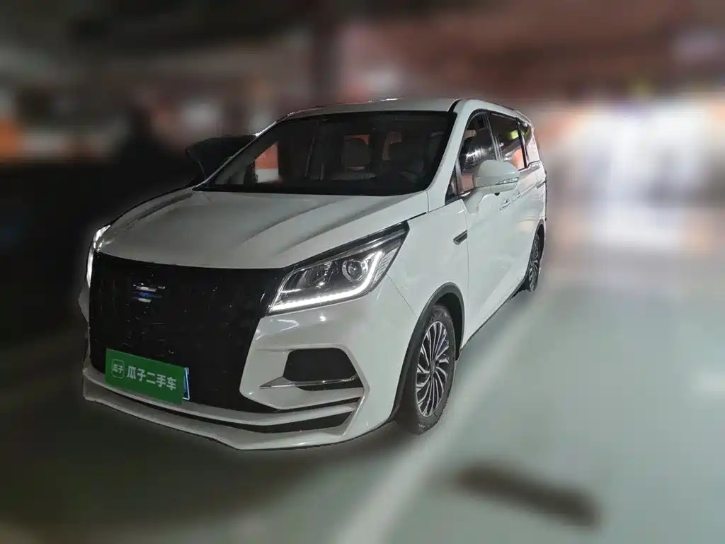 Changan Oshan Changan Oushang Kosai 2023 2022 1.5T Automatic Business Edition