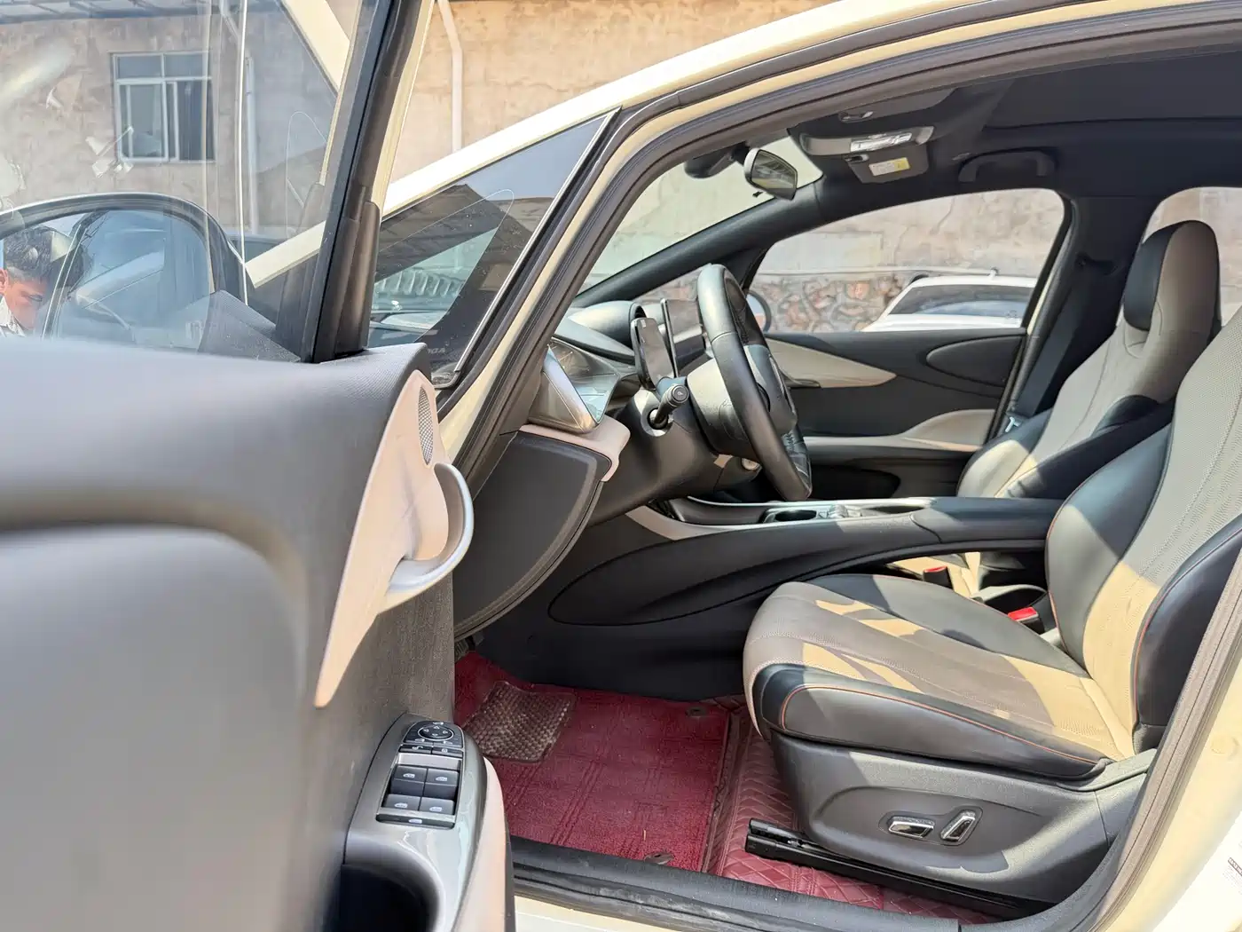 BYD Dolphin 2023 420km Fashion Edition фото 7