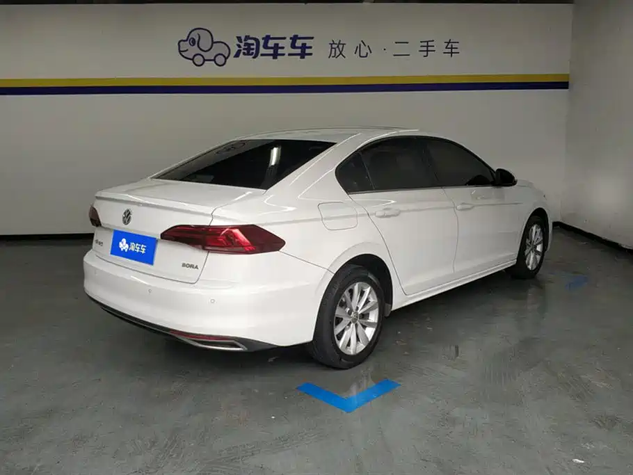 Volkswagen Bora 2019 Facelift 1.5L Automatic Comfort China V фото 3