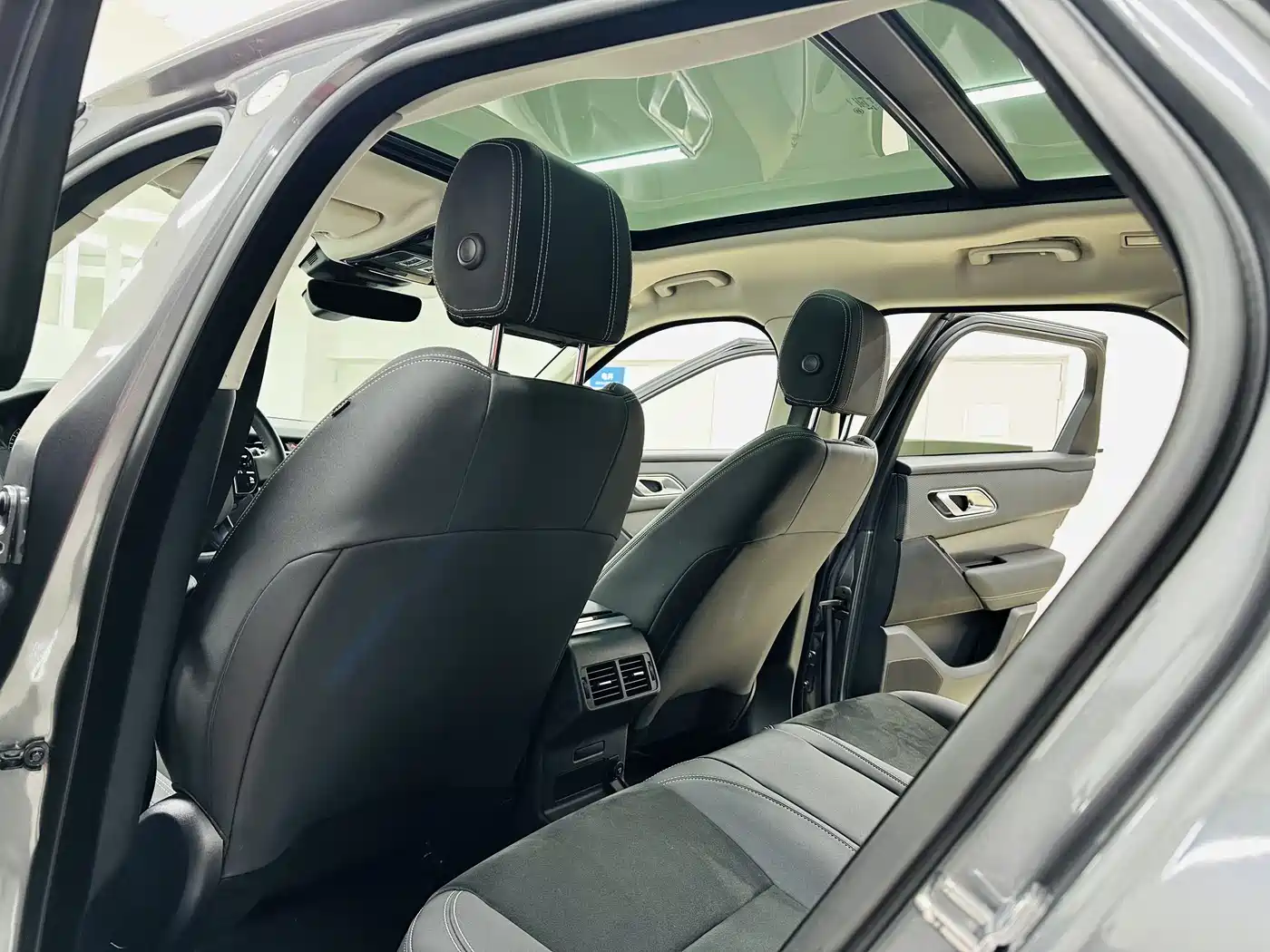 Land Rover Range Rover Velar 2018 P250 S фото 21