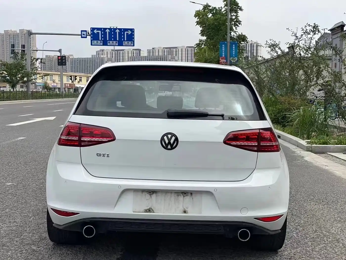 Volkswagen Golf GTI 2016 2.0TSI GTI фото 8