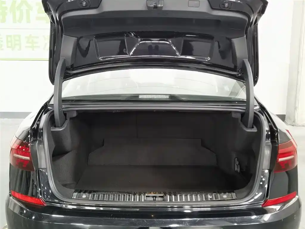 Volkswagen Passat 2019 330TSI Elite Version China VI фото 16