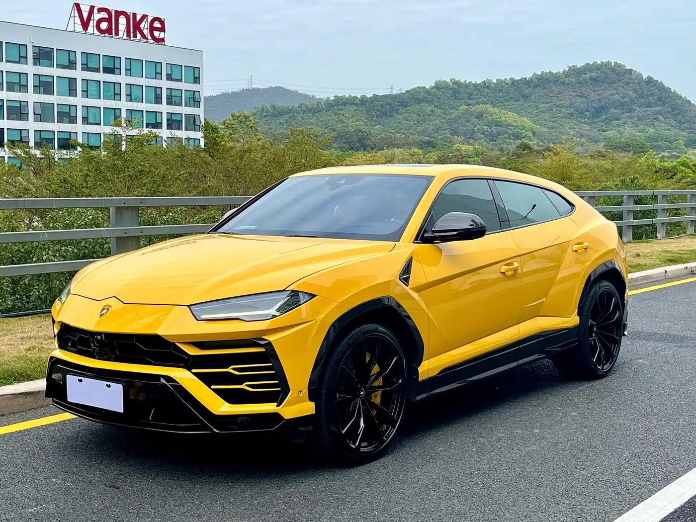 Lamborghini Urus 2021 4.0T V8